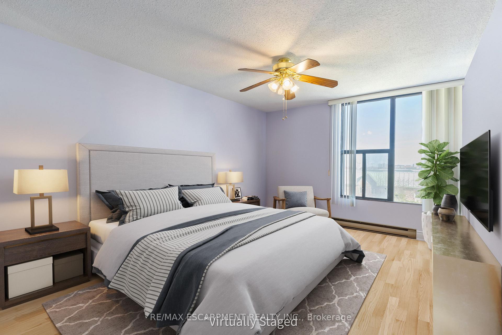 3 Bedrooms Condo at 75 QUEEN, Hamilton For sale