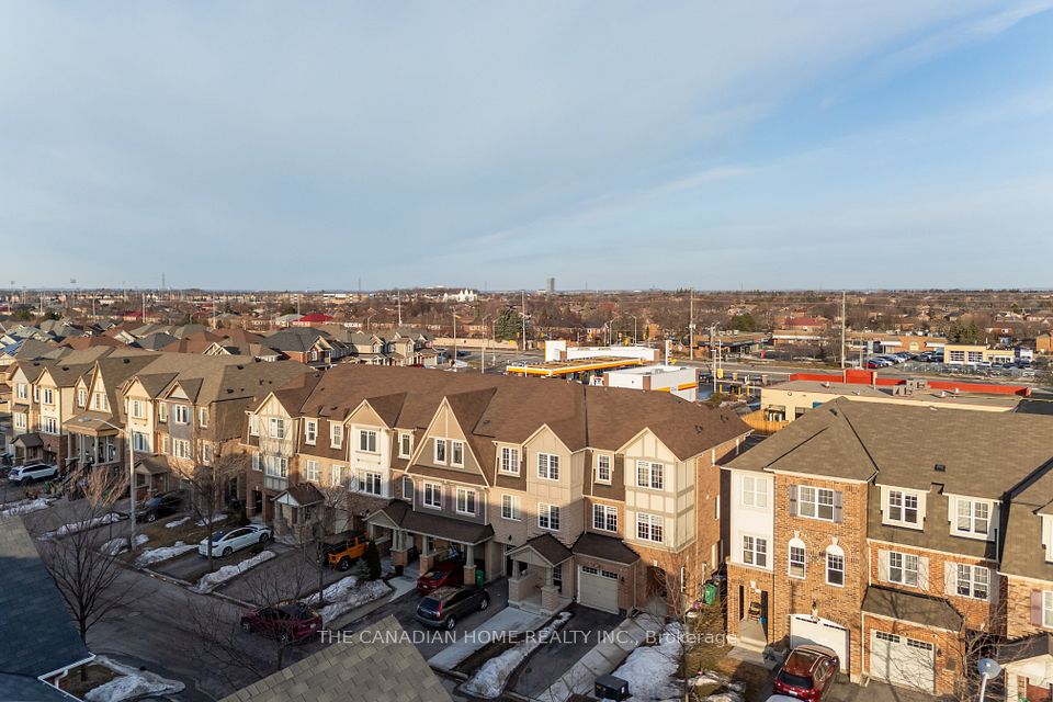 72 Colonel Frank Ching Crescent, Brampton, ON L6Y 5W4