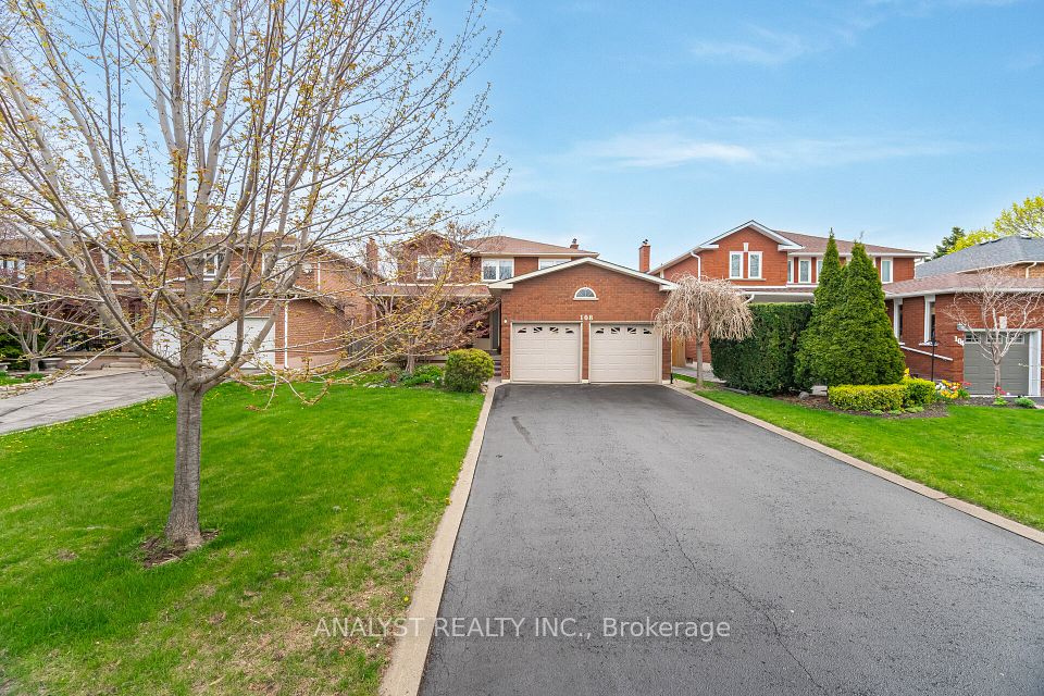 108 Valleyway
