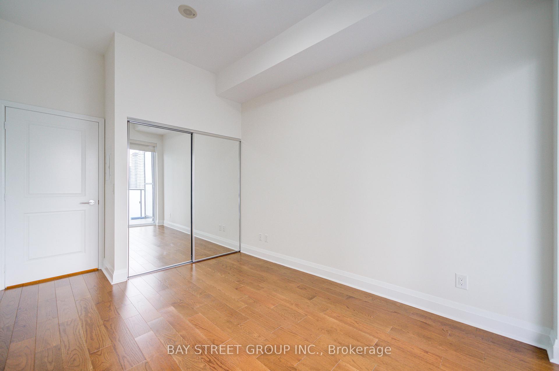 3 Bedrooms Condo at 65 St. Mary, Toronto For sale