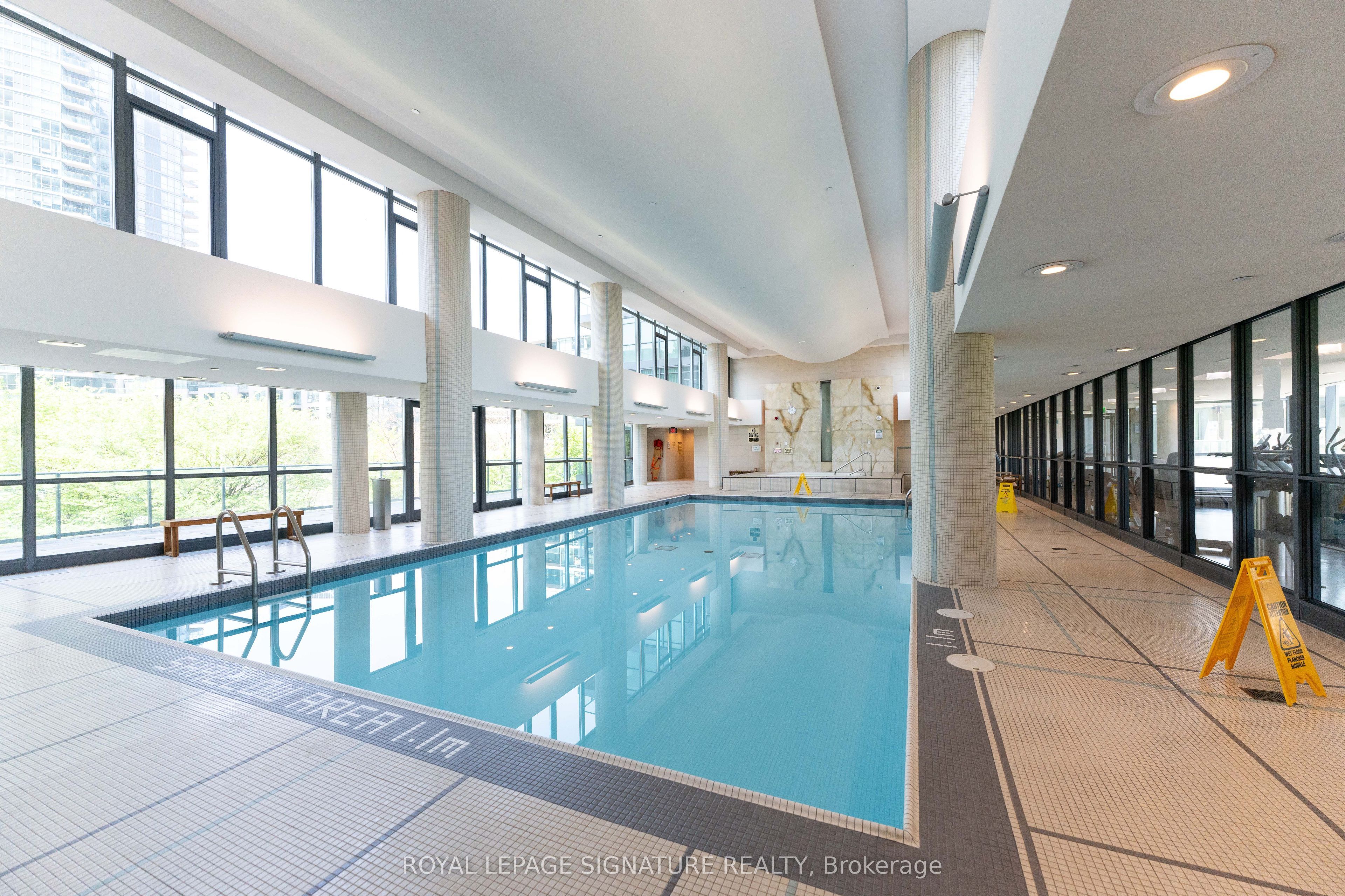 215 Fort York Boulevard, #3407
