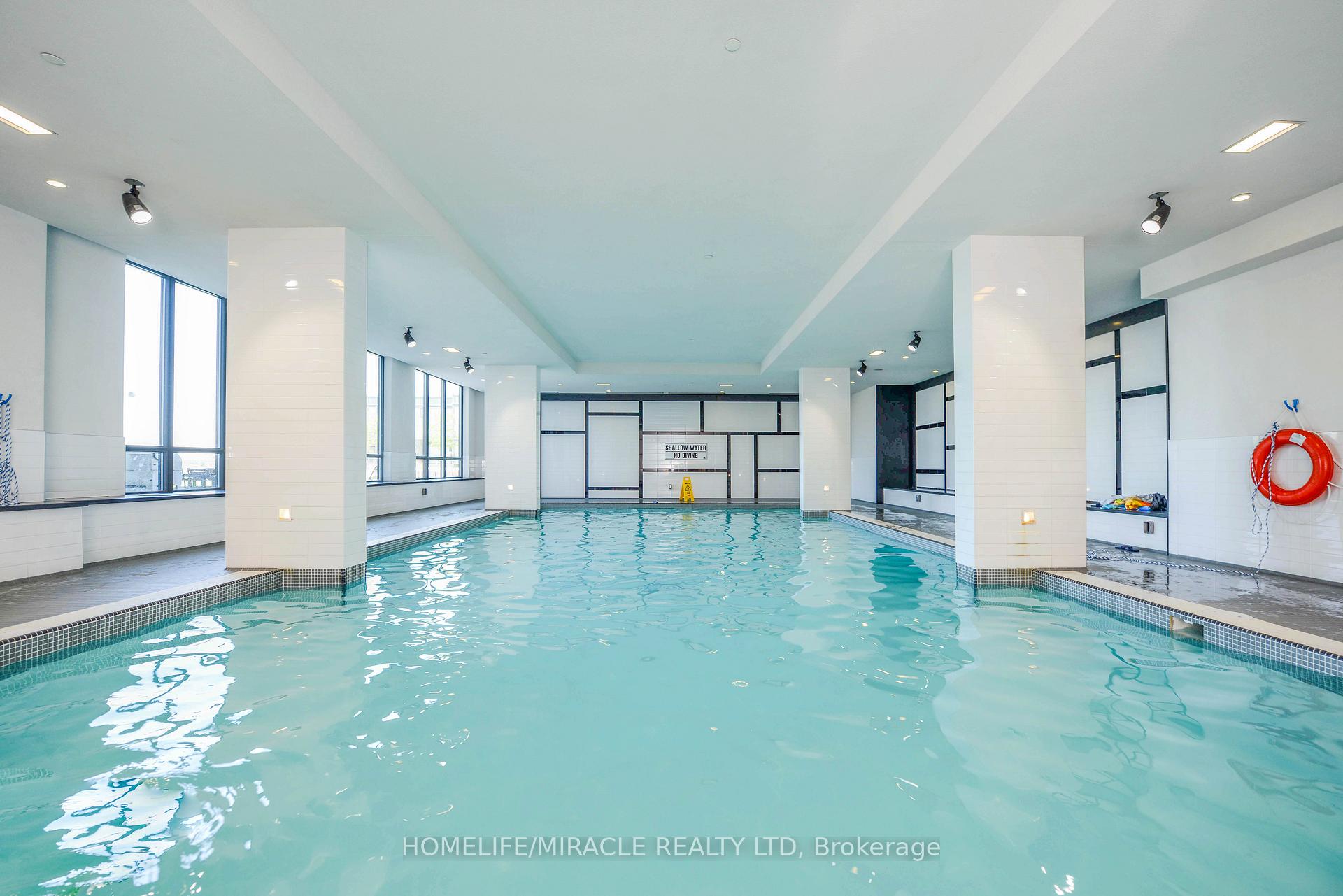 2 Bedrooms Condo at 4011 Brickstone,  Mississauga For sale