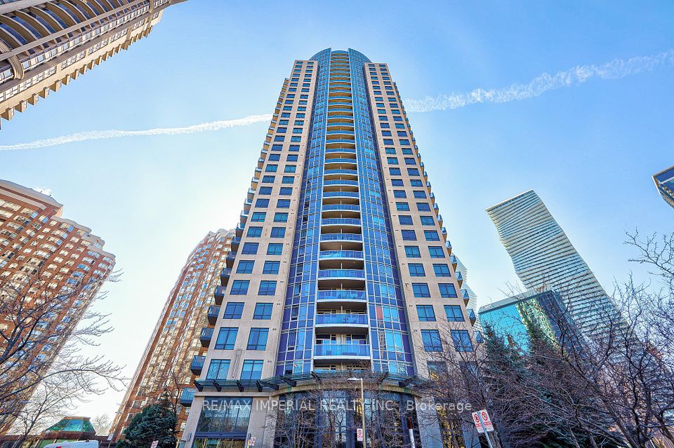 330 Burnhamthorpe