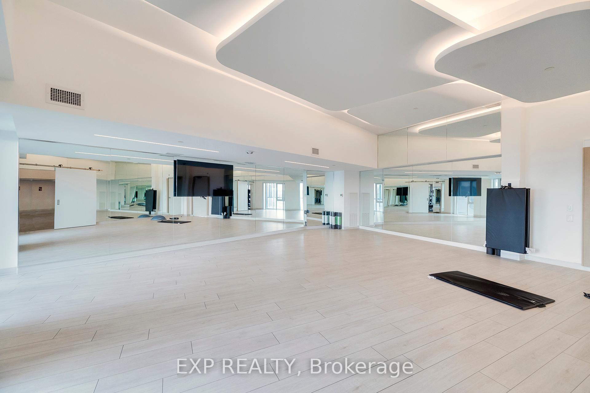 1 Bedroom Condo at 3200 Dakota, Burlington For sale