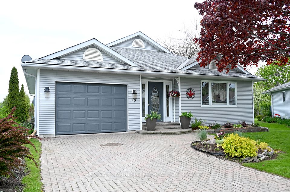 18 Cretney Drive, Prince Edward County, ON K0K 3L0