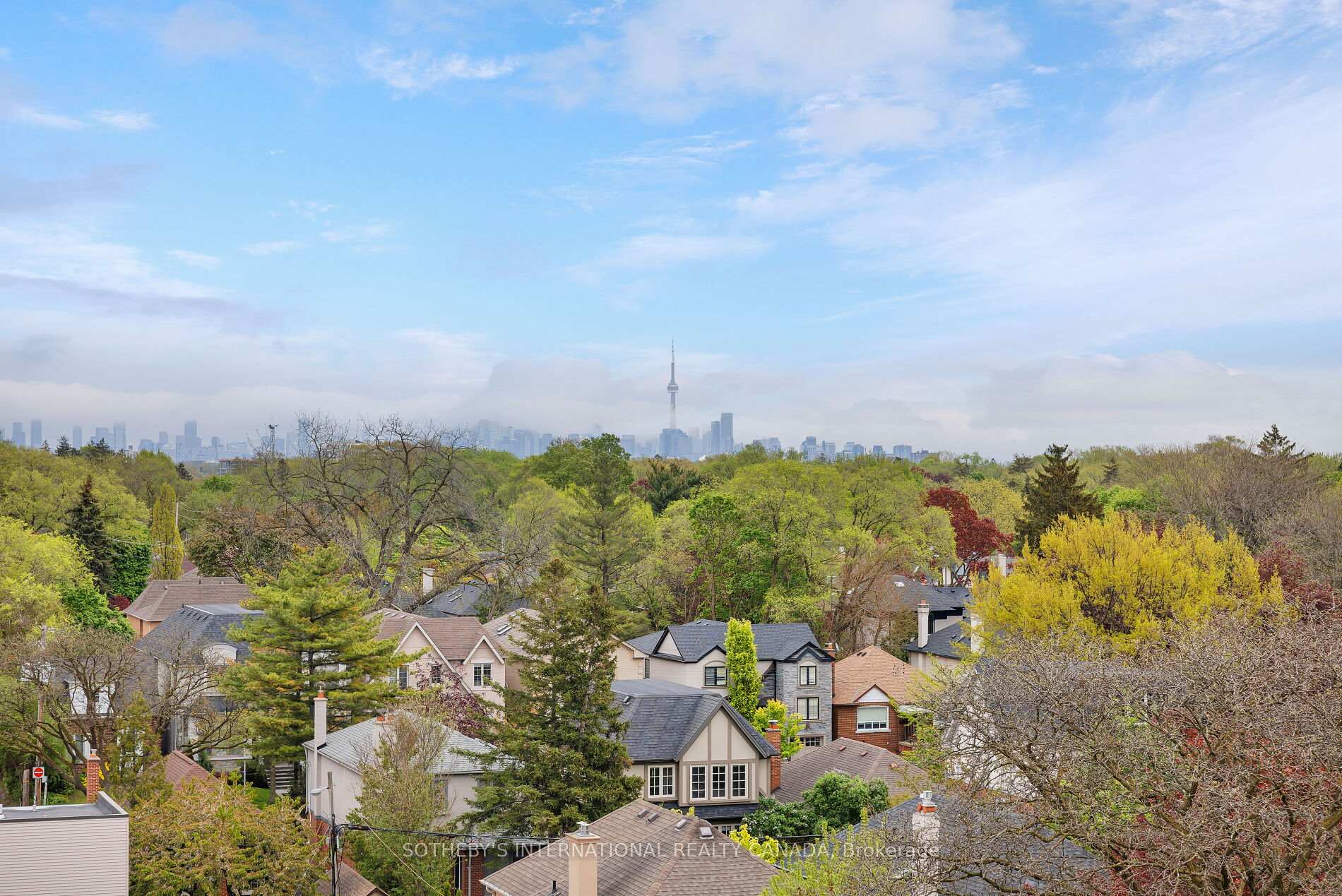 2 Bedrooms Condo at 935 Royal York, Toronto For sale