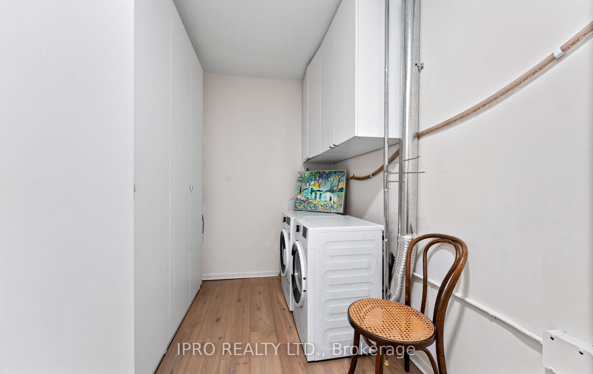 4 Bedrooms Condo at 60 Southport, Toronto For sale