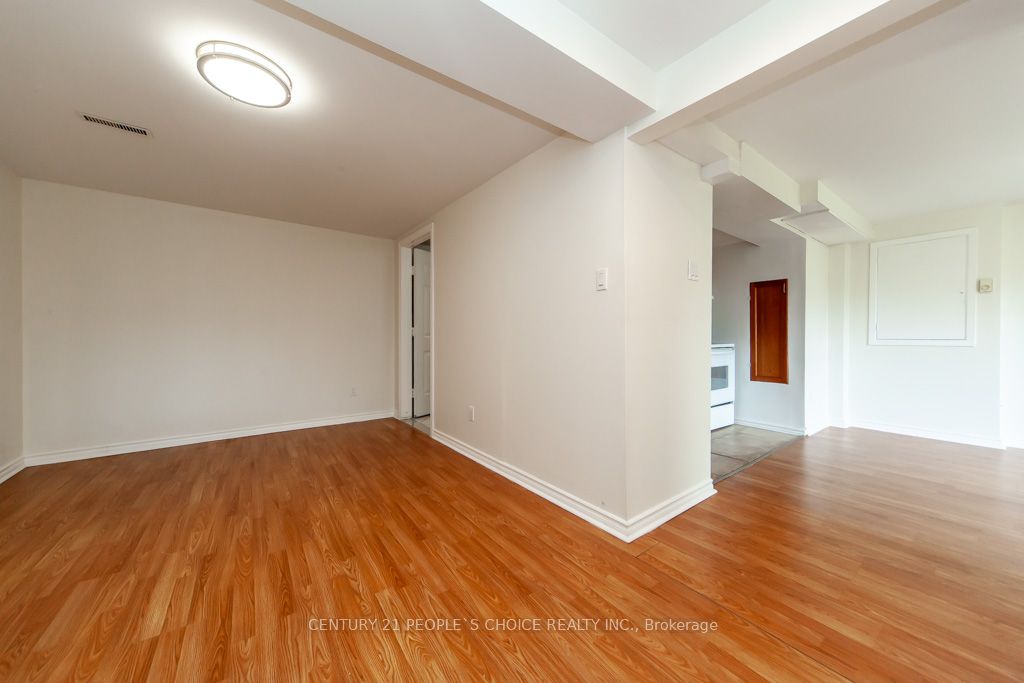 35 Fernbank Place