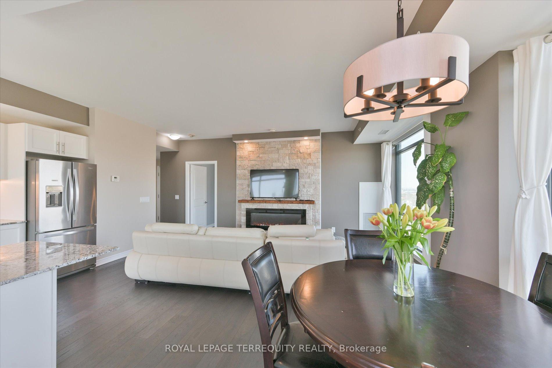 2 Bedrooms Condo at 2522 Keele, Toronto For sale