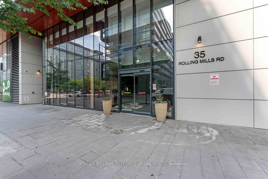 3 Bedrooms Condo at 35 Rolling Mills, Toronto For sale
