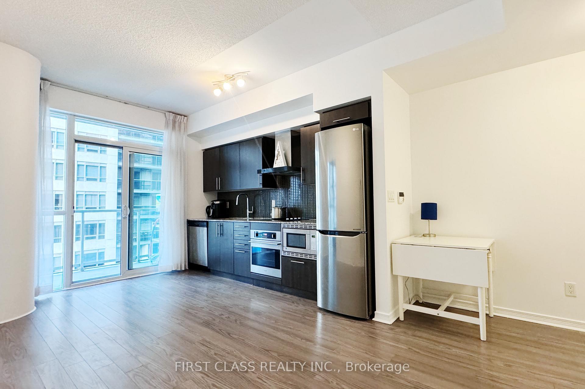 1 Bedroom Condo at 352 Front, Toronto For sale