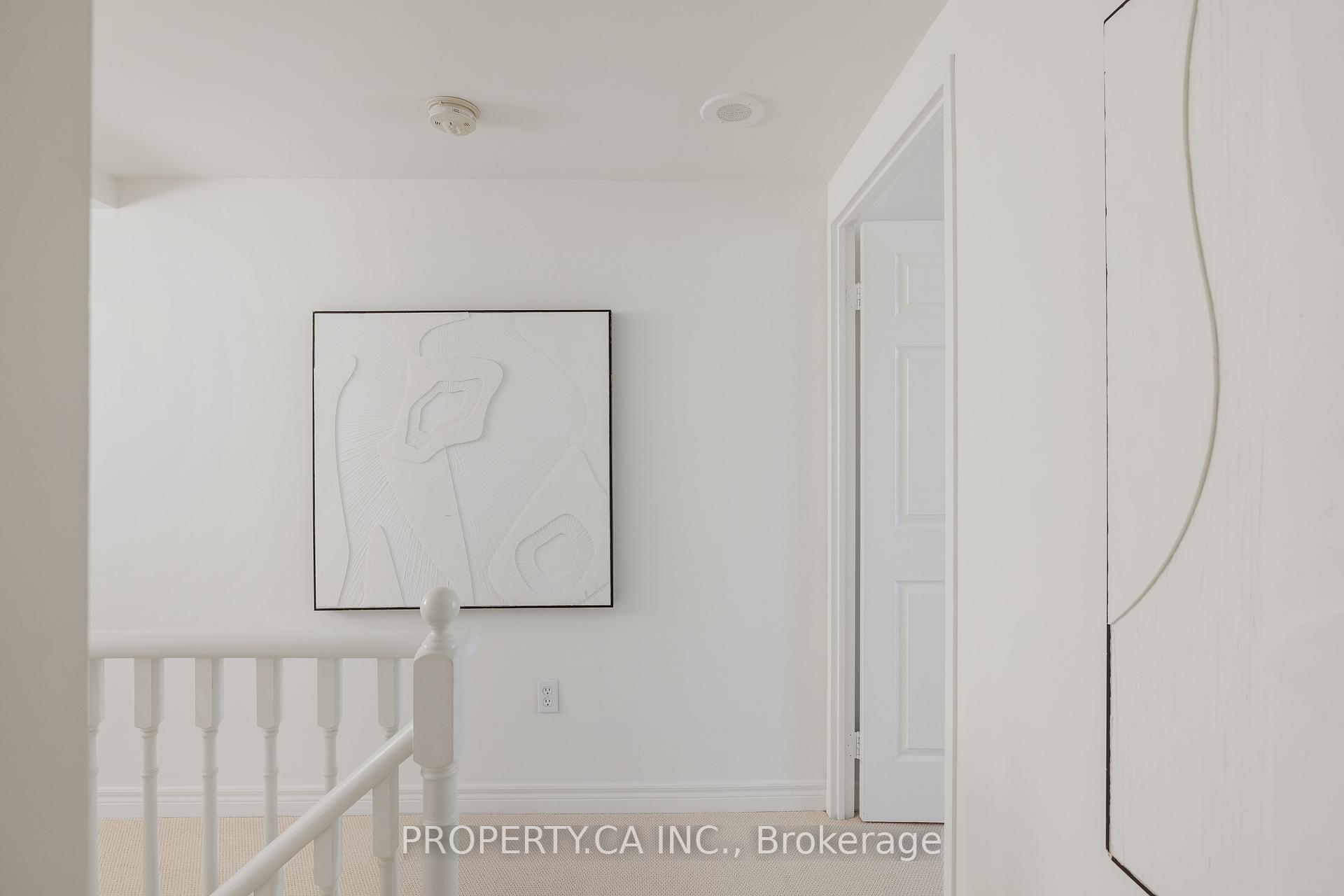 2 Bedrooms Condo at 70 Mill, Toronto For sale