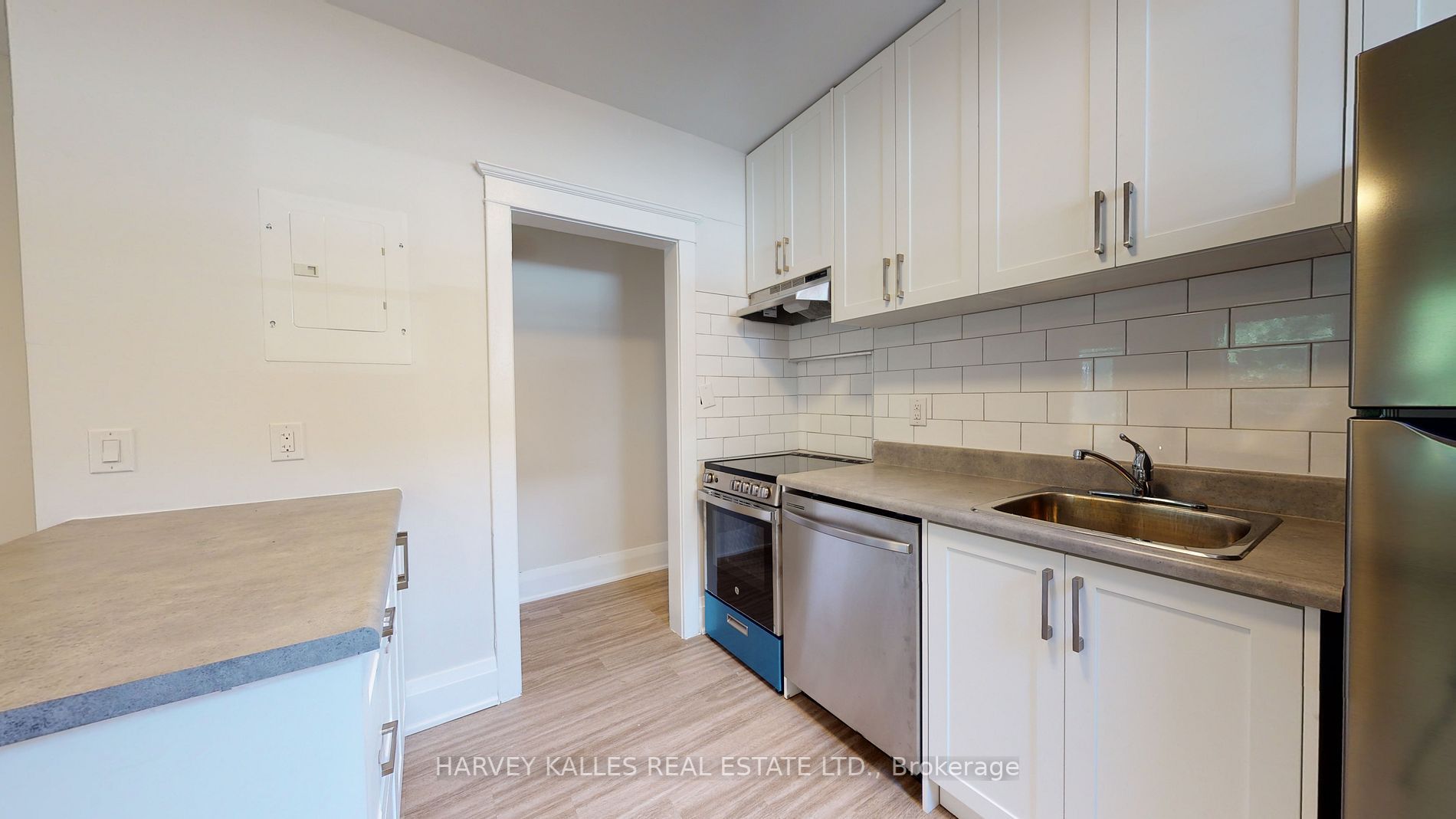 1065 Bathurst Street 3