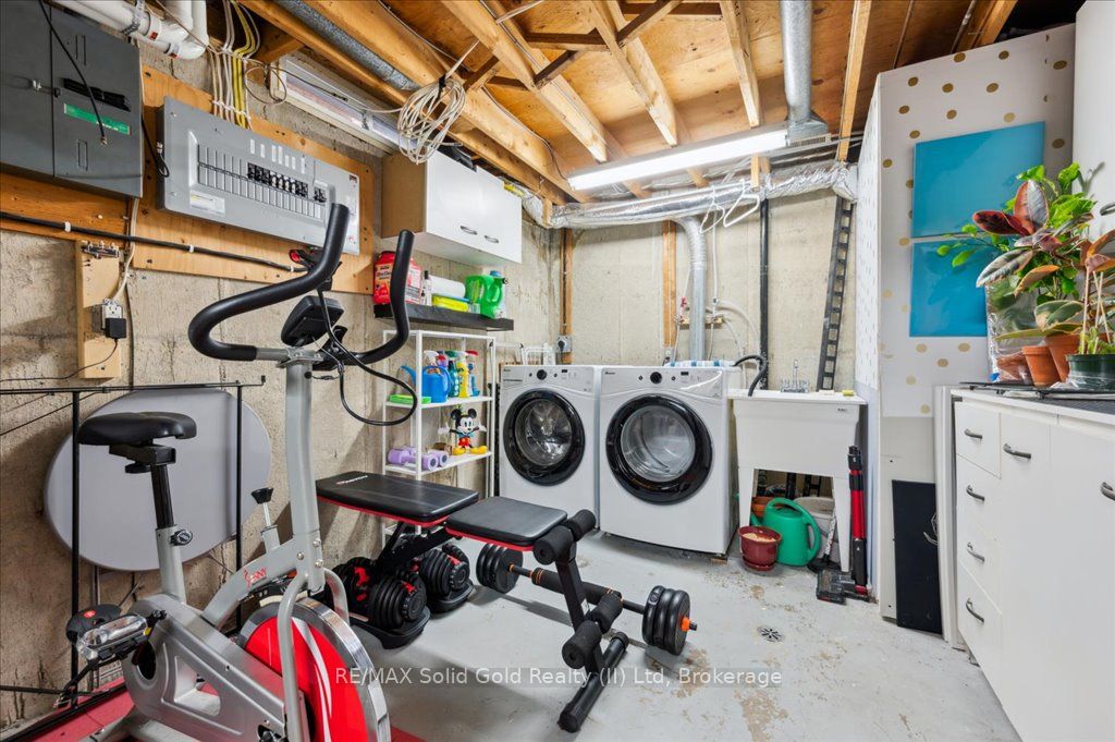 104 Kingswood Drive, #17
