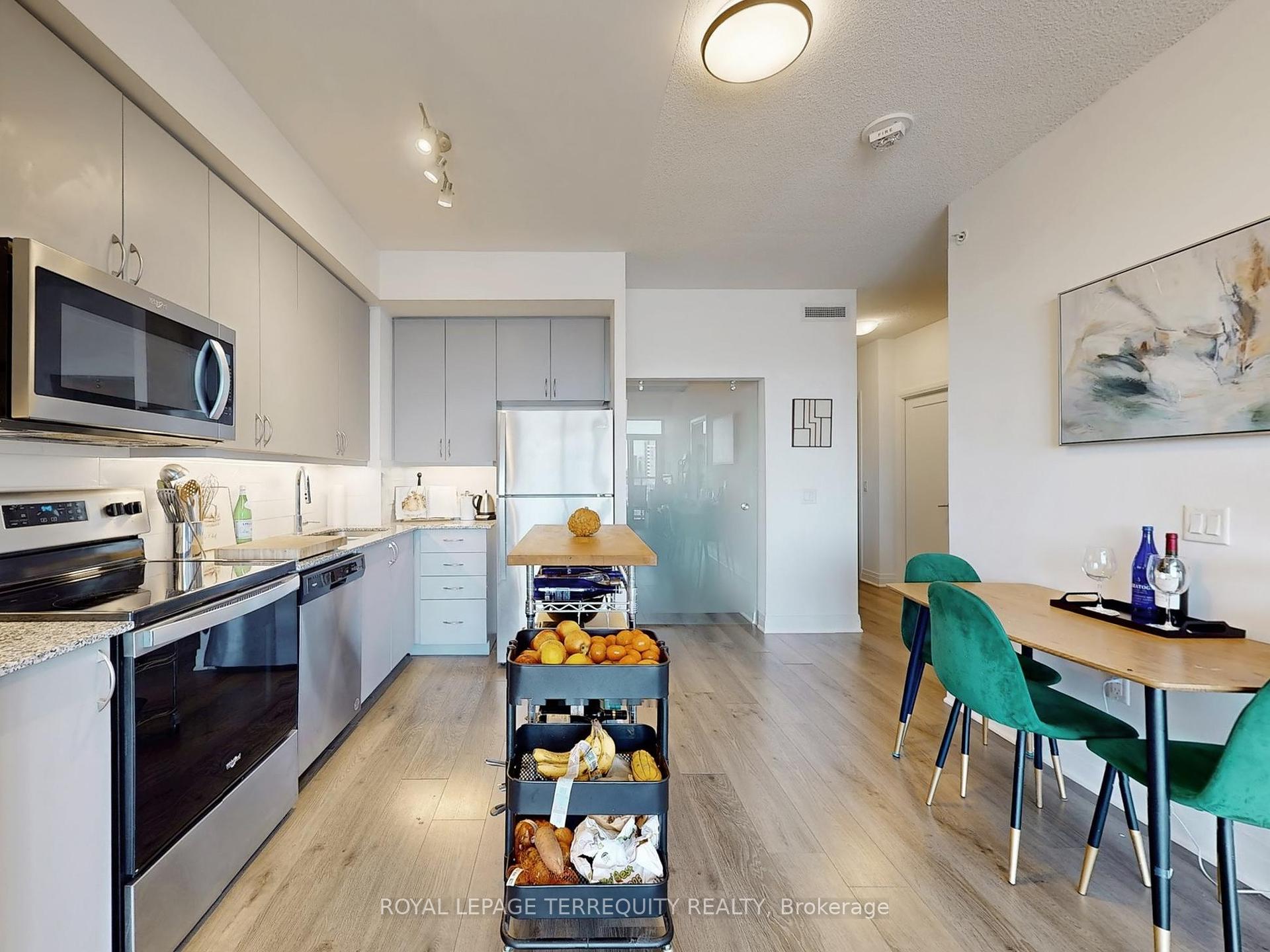 2 Bedrooms Condo at 3220 Sheppard, Toronto For sale