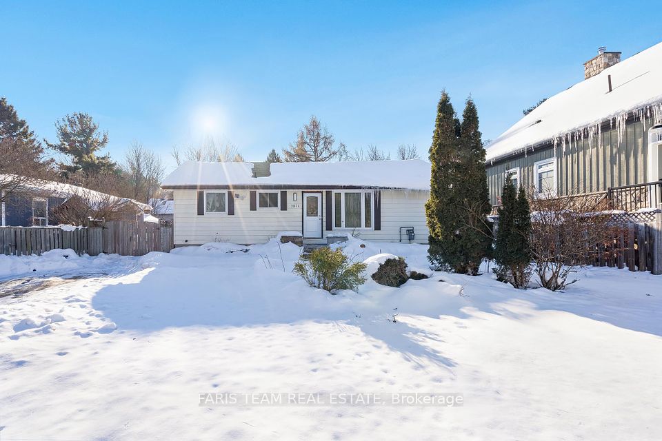 3971 Guest Road, Innisfil, ON L9S 2T3