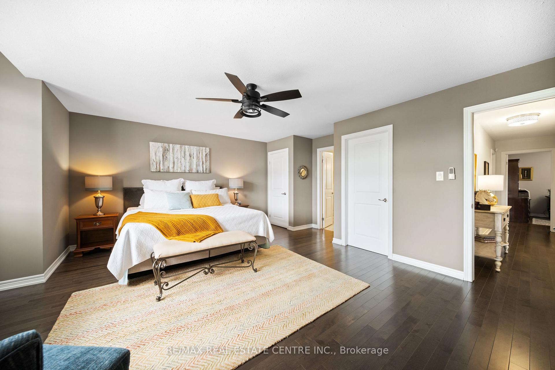3 Bedrooms Condo at 441 Stonehenge, Hamilton For sale