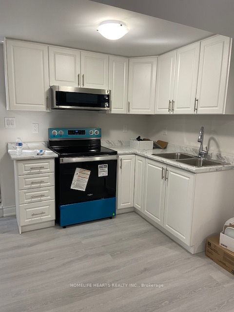 760 Queensbridge Drive, #Basement