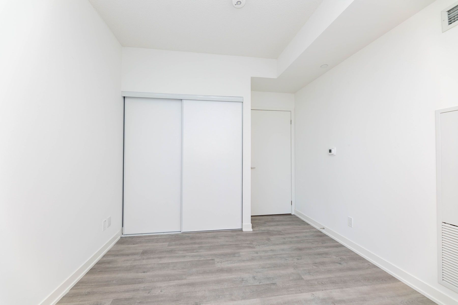 38 Simcoe Promenade Circle 608C