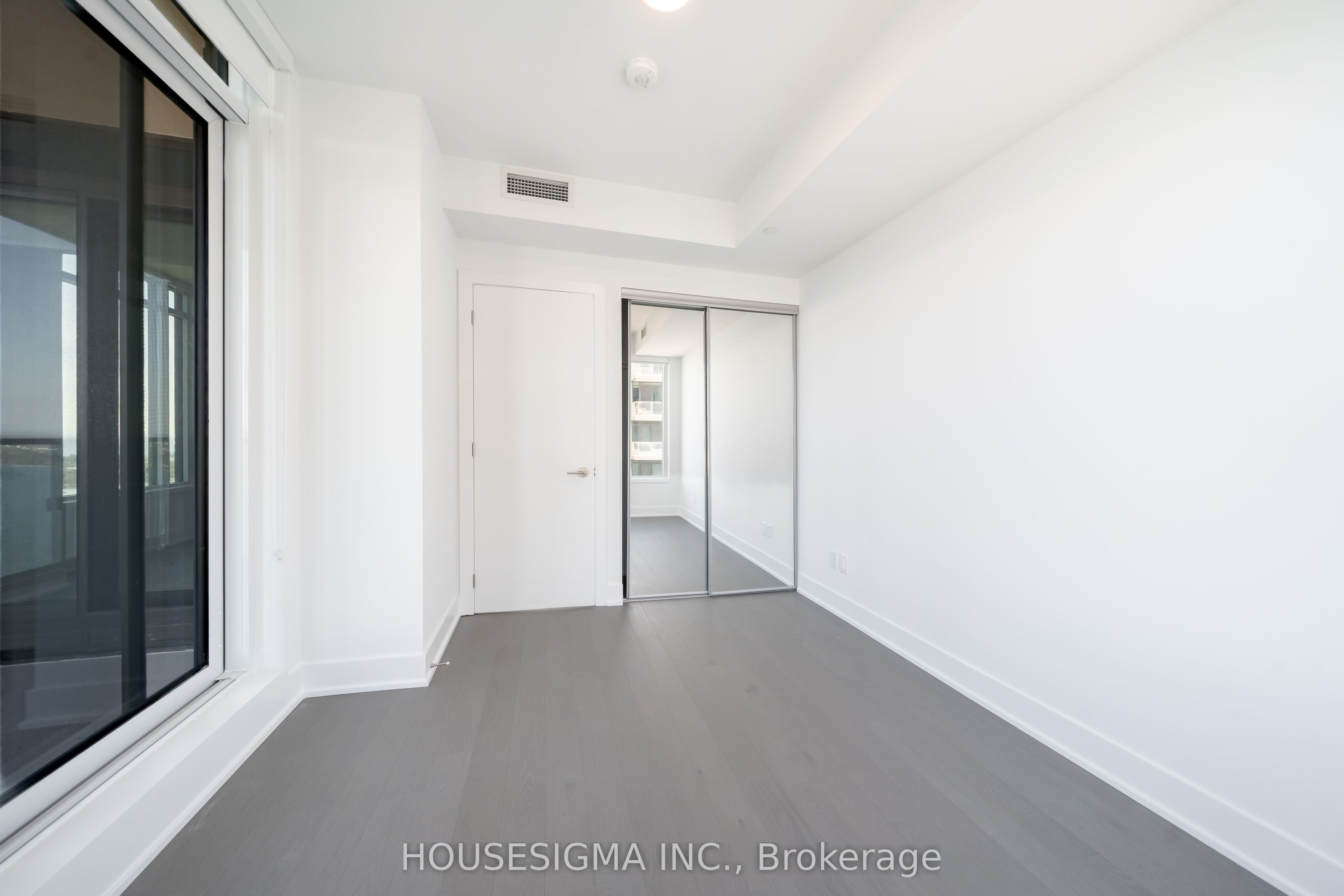 1928 Lake Shore Boulevard W, #4006