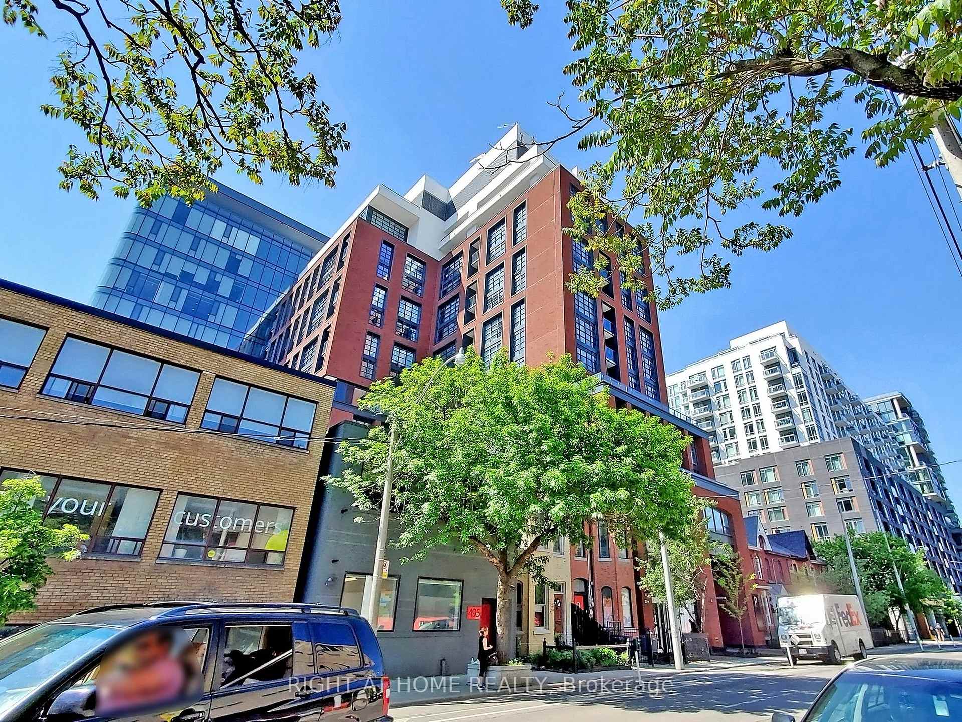 2 Bedrooms Condo at 501 Adelaide, Toronto For sale