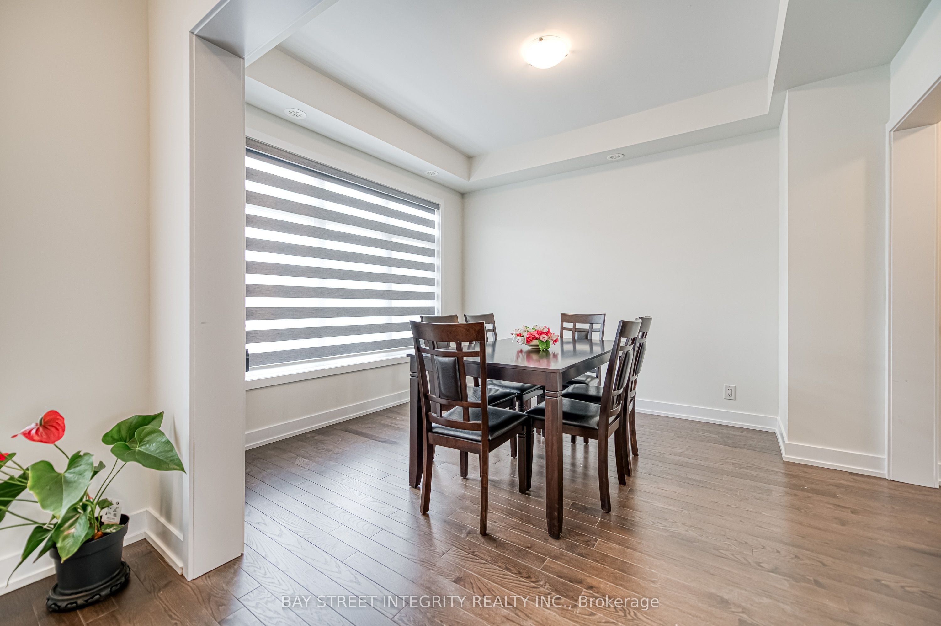 94 Guardhouse Crescent