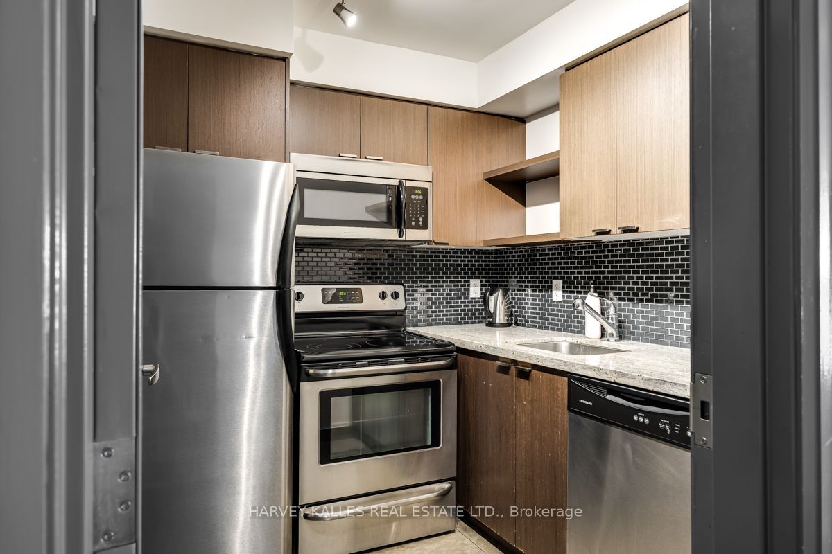 35 Hayden Street 1210