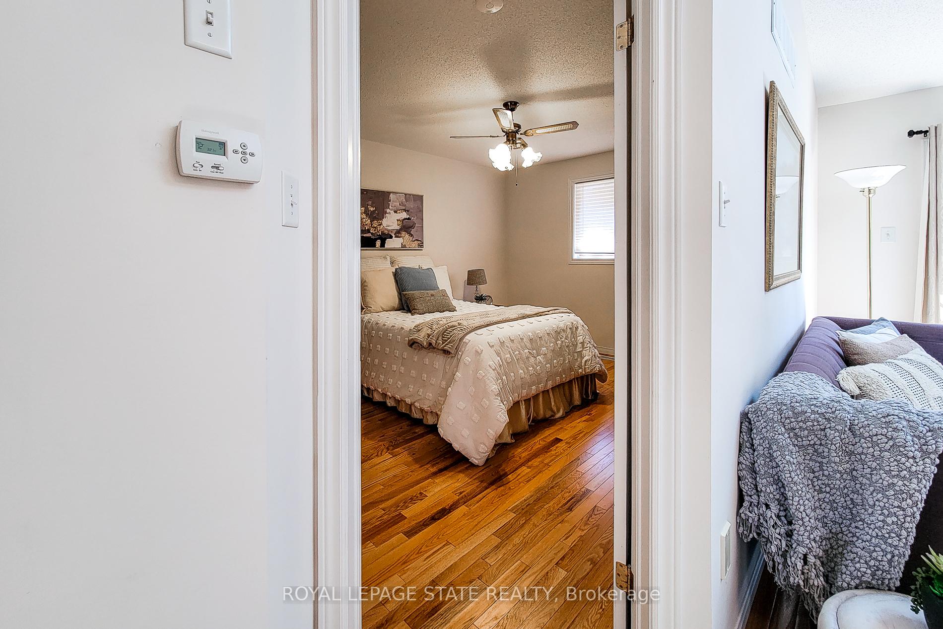 2 Bedrooms Condo at 751 Rymal, Hamilton For sale