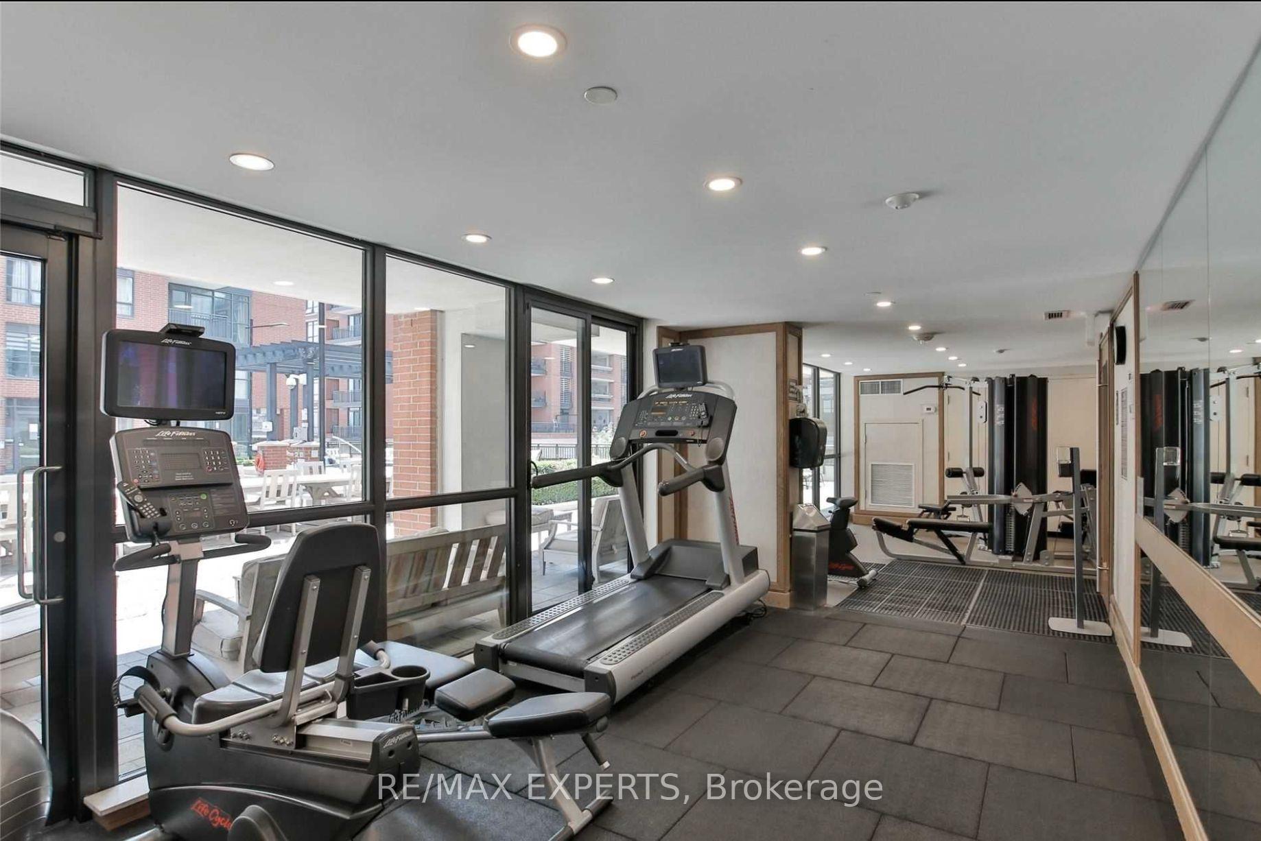 3 Bedrooms Condo at 36 Via Bagnato, Toronto For sale