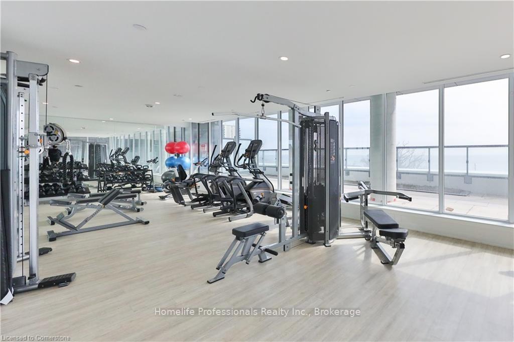 1 Bedroom Condo at 370 Martha,  Burlington For sale