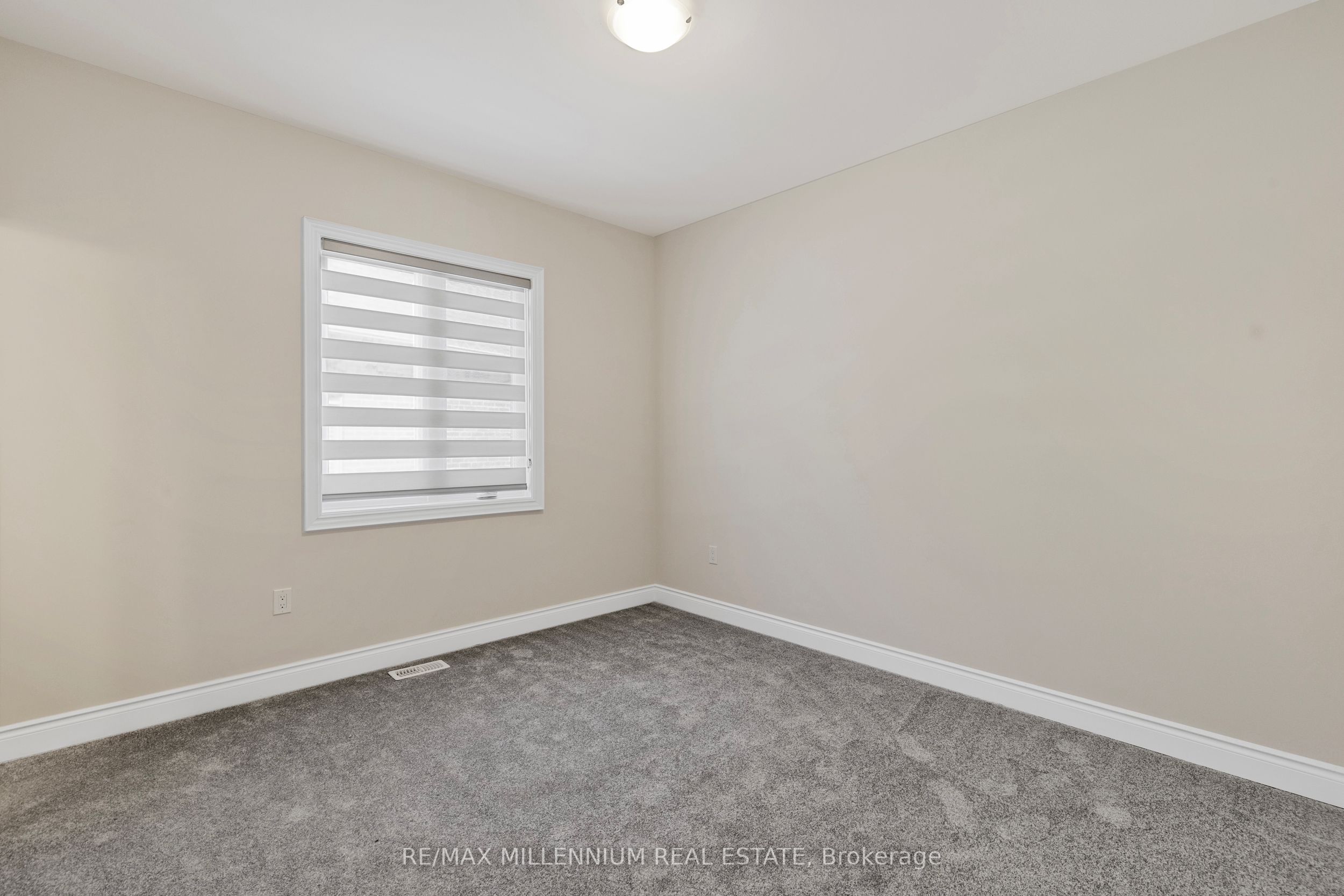 3436 Mosley Gate
