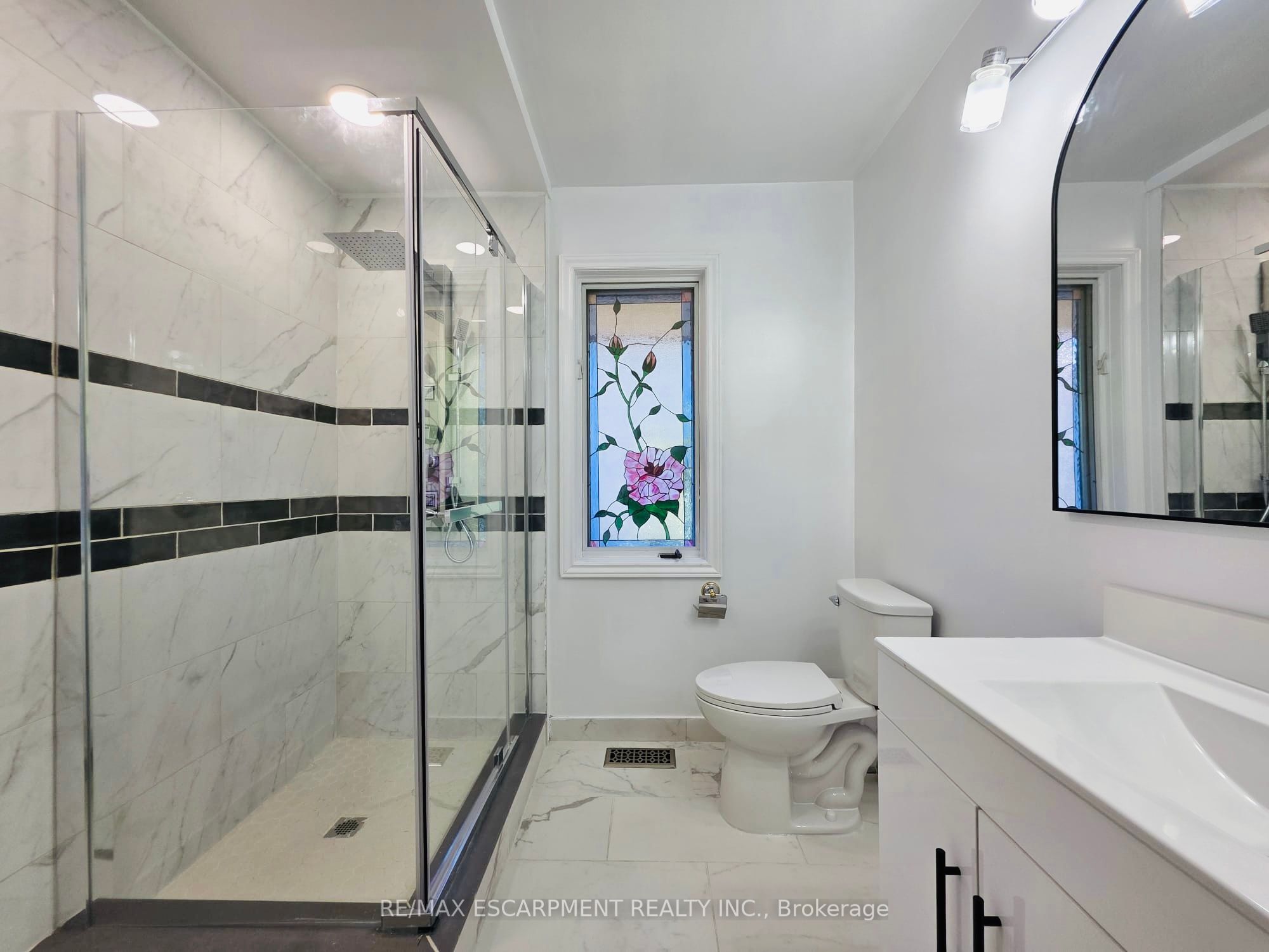 1200 Birchview Drive