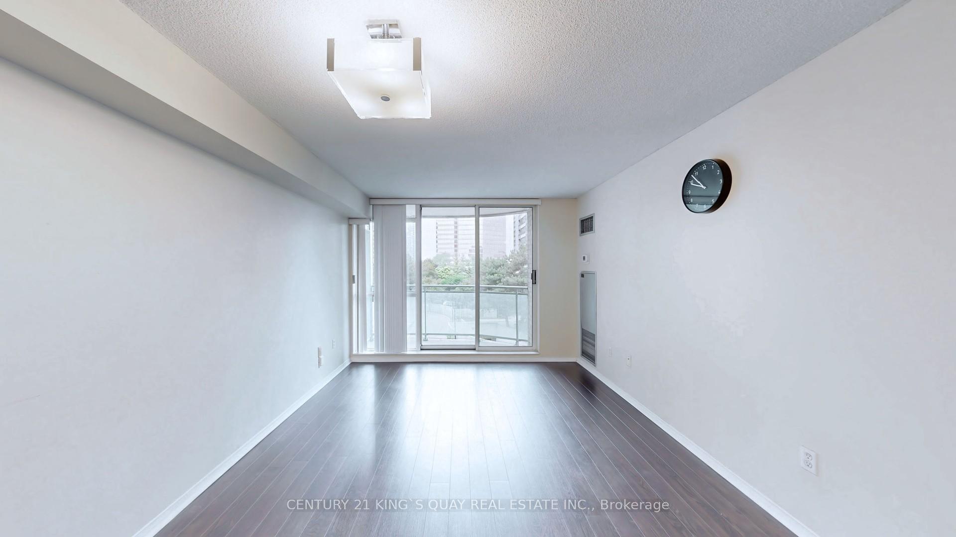 2 Bedrooms Condo at 18 Pemberton, Toronto For sale