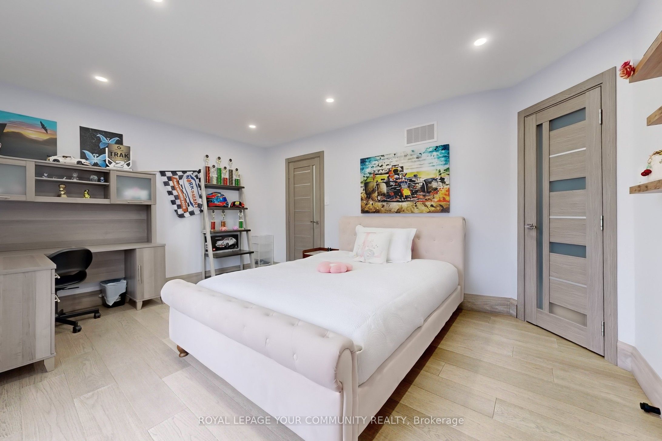 1 Princess Isabella Court