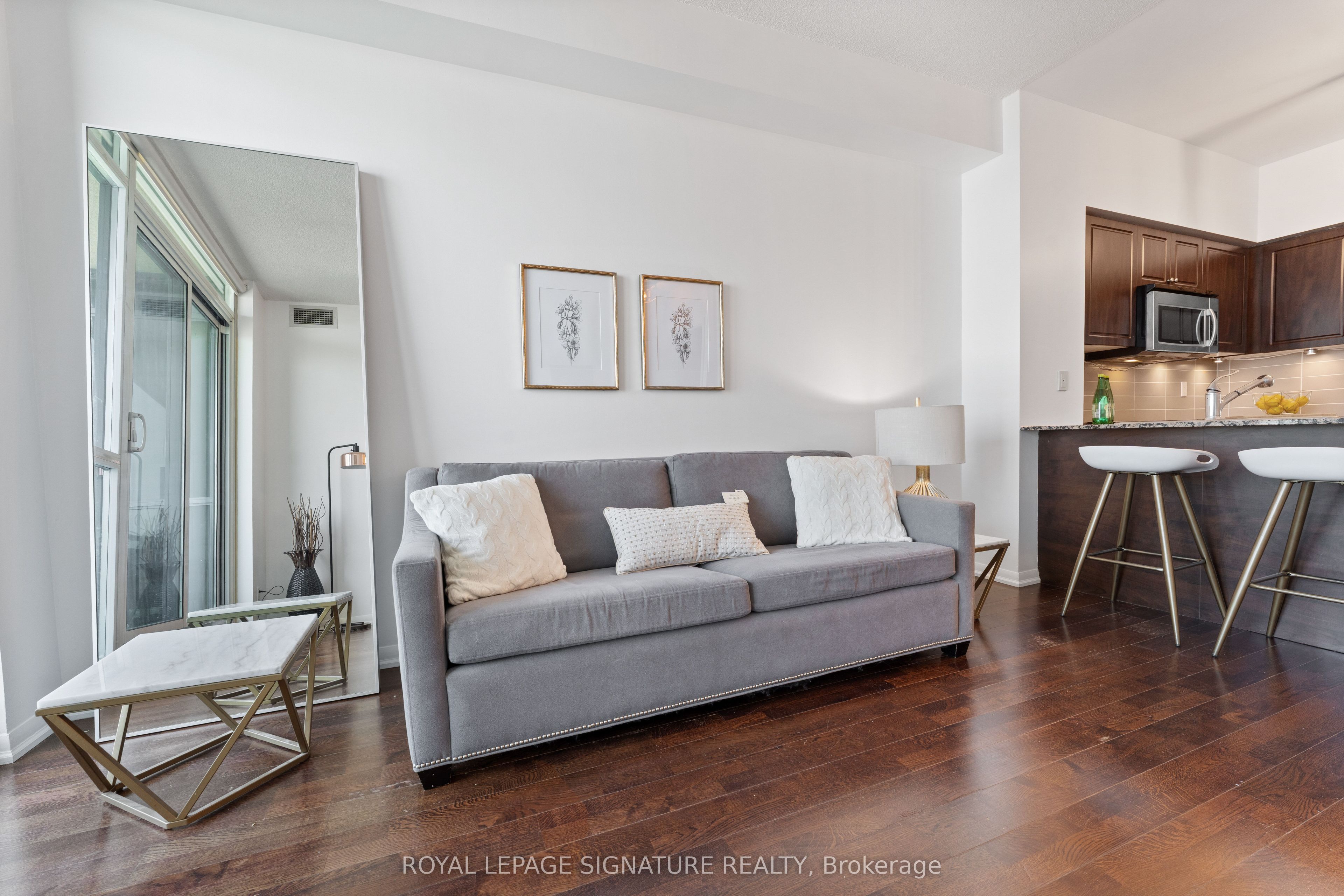 215 Fort York Boulevard, #3407