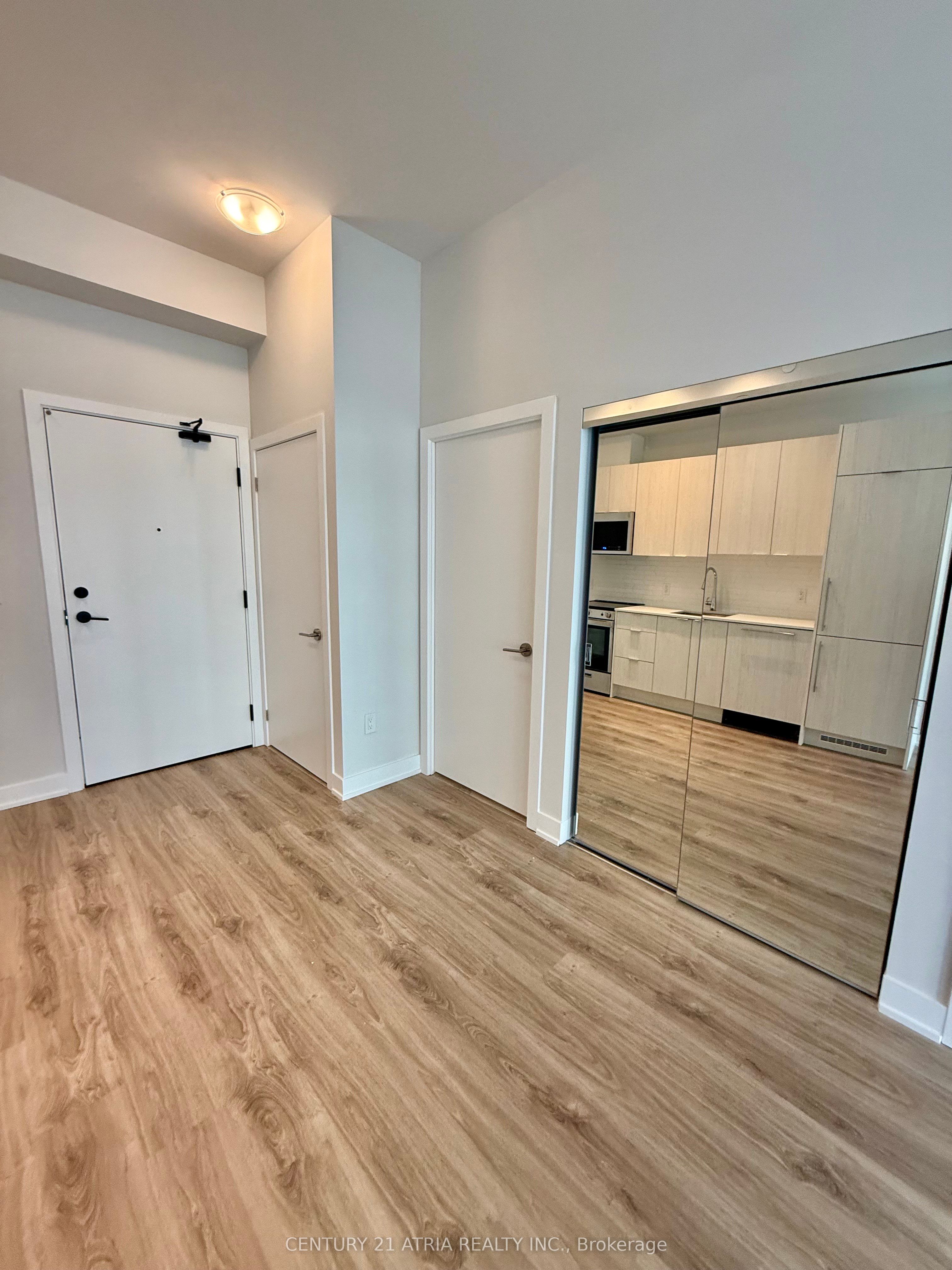 430 Square one Drive, #323