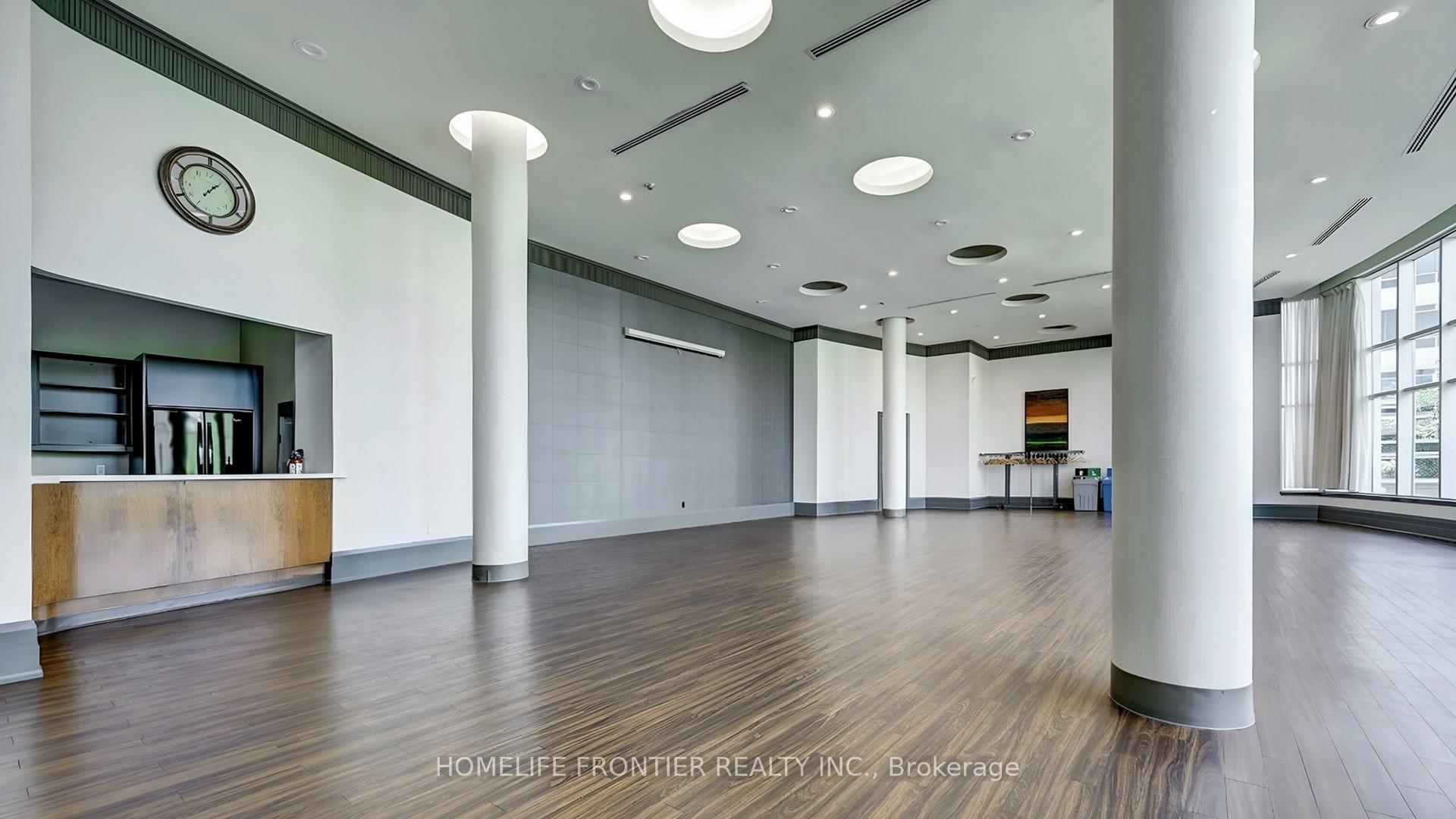 1 Bedroom Condo at 2 Rean, Toronto For sale