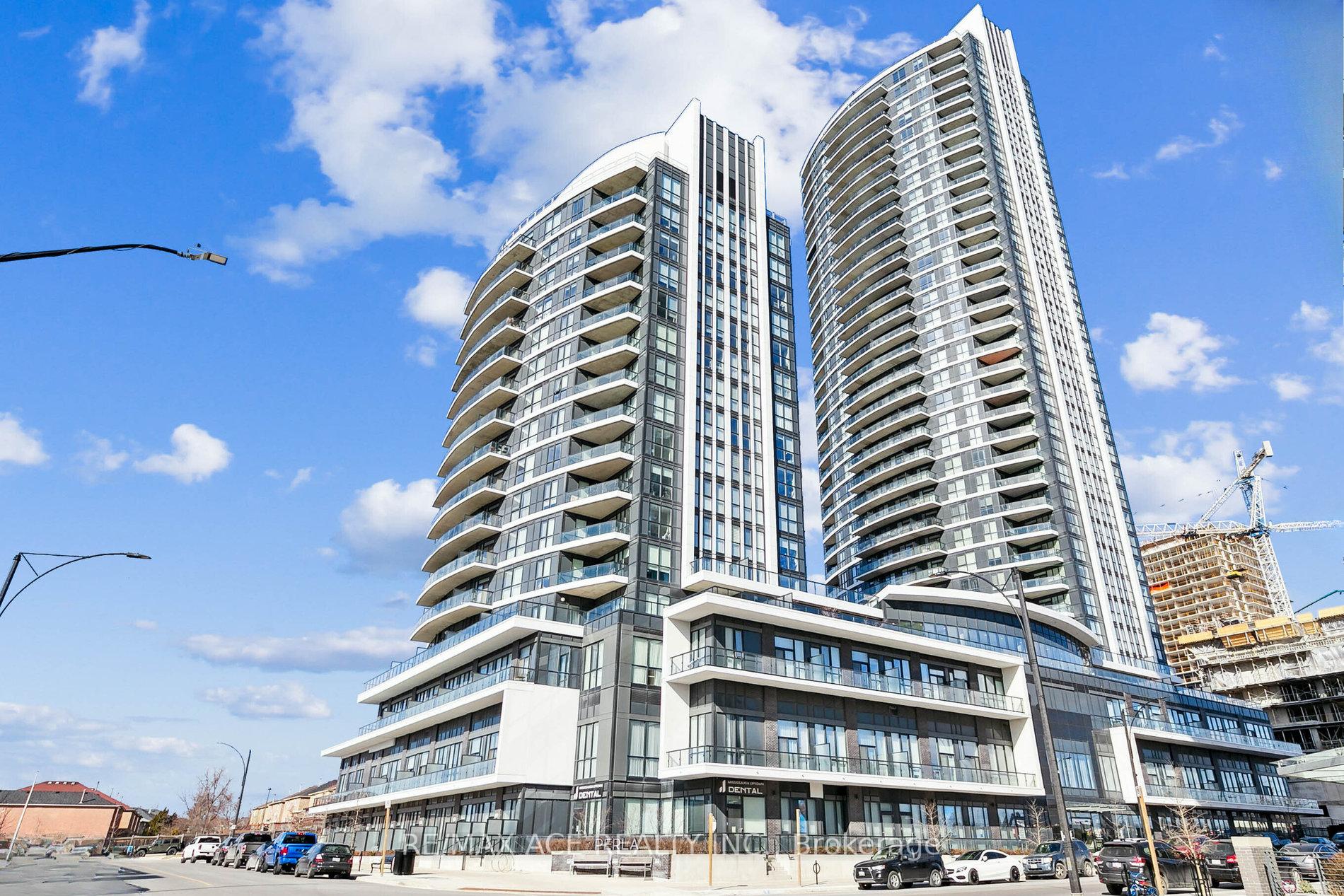2 Bedrooms Condo at 65 Watergarden, Mississauga For sale