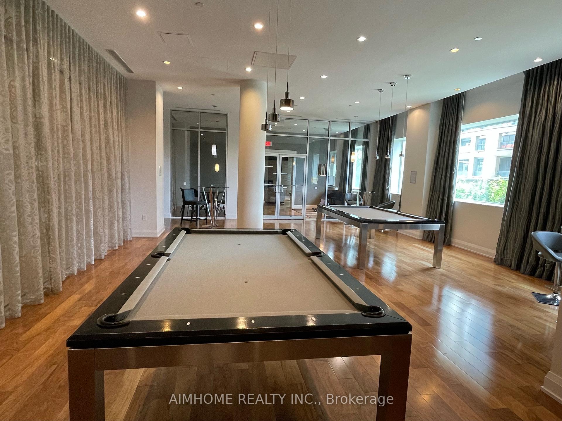 2 Bedrooms Condo at 66 Forest Manor, Toronto For sale