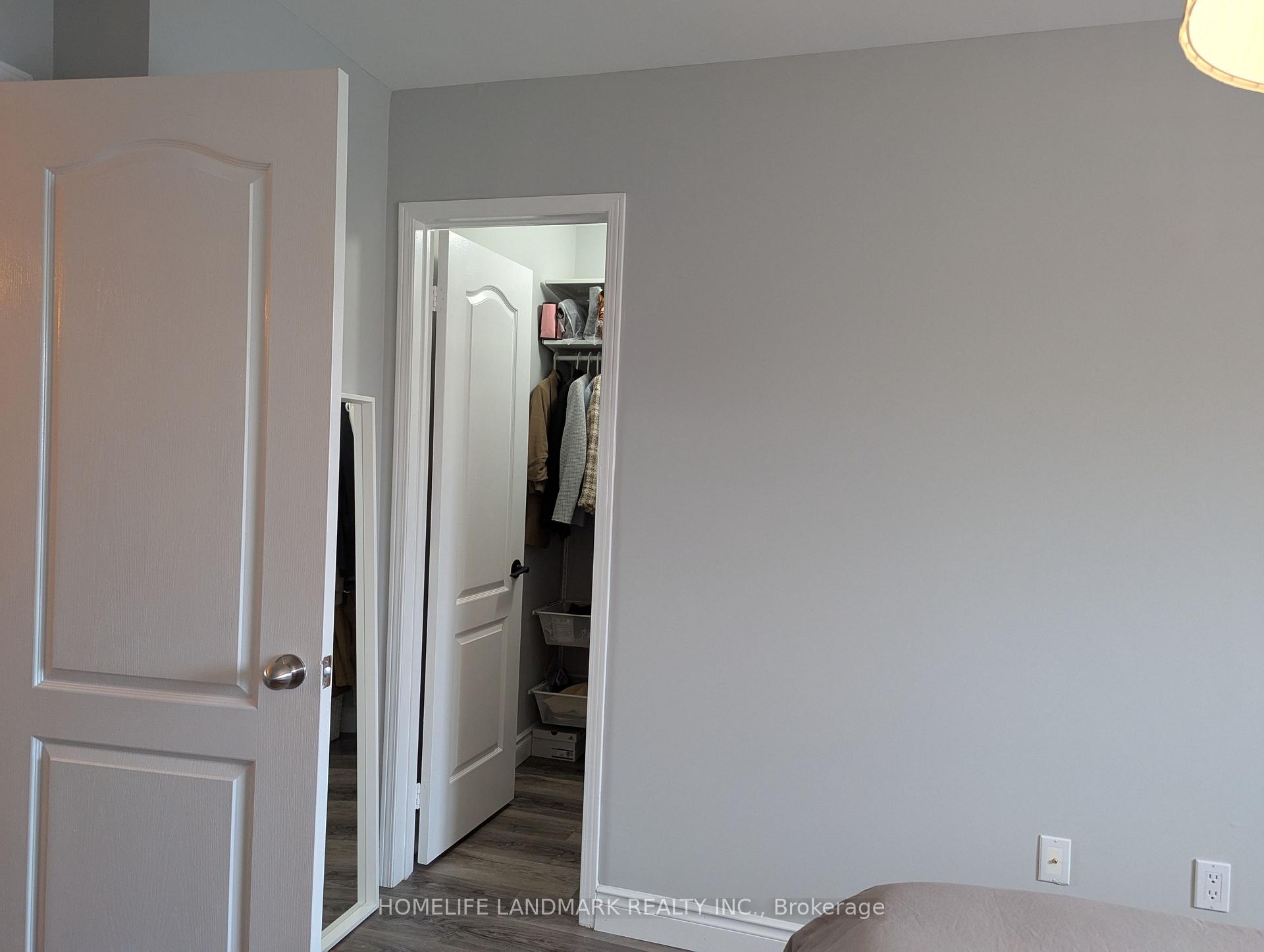 3 Bedrooms Condo at 86 Tania,  Vaughan For sale
