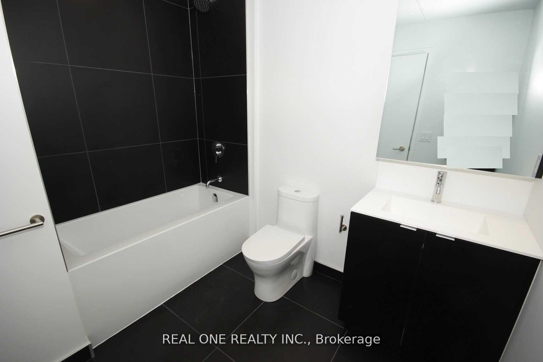 3 Bedrooms Condo at 20 Edward, Toronto For sale
