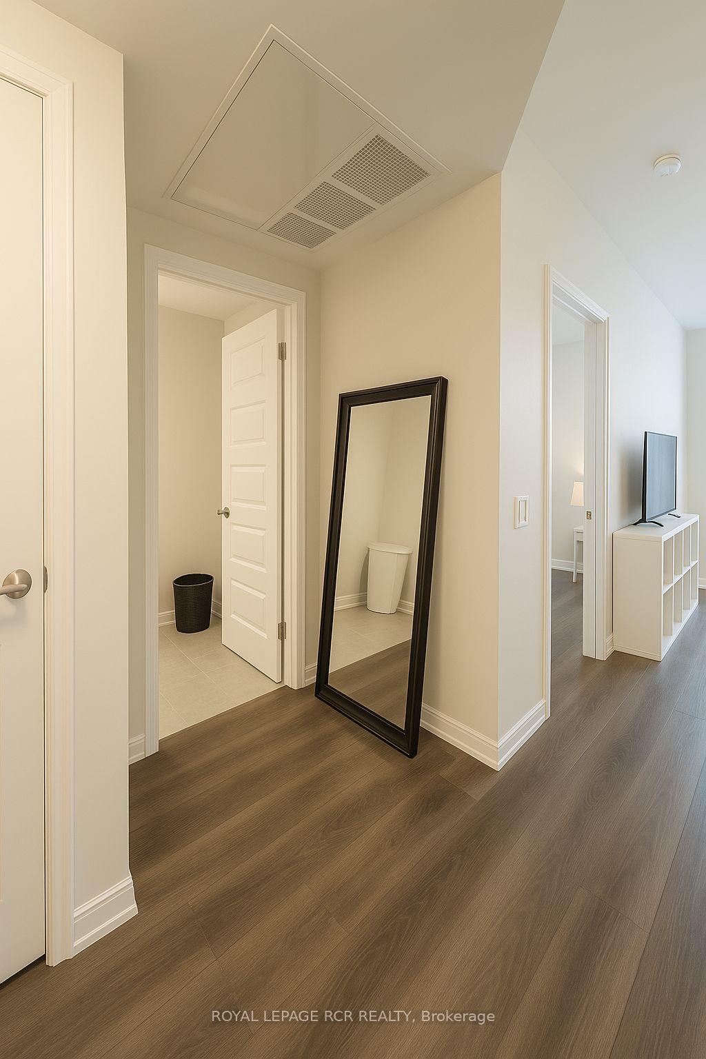 1 Bedroom Condo at 95 Dundas, Oakville For sale
