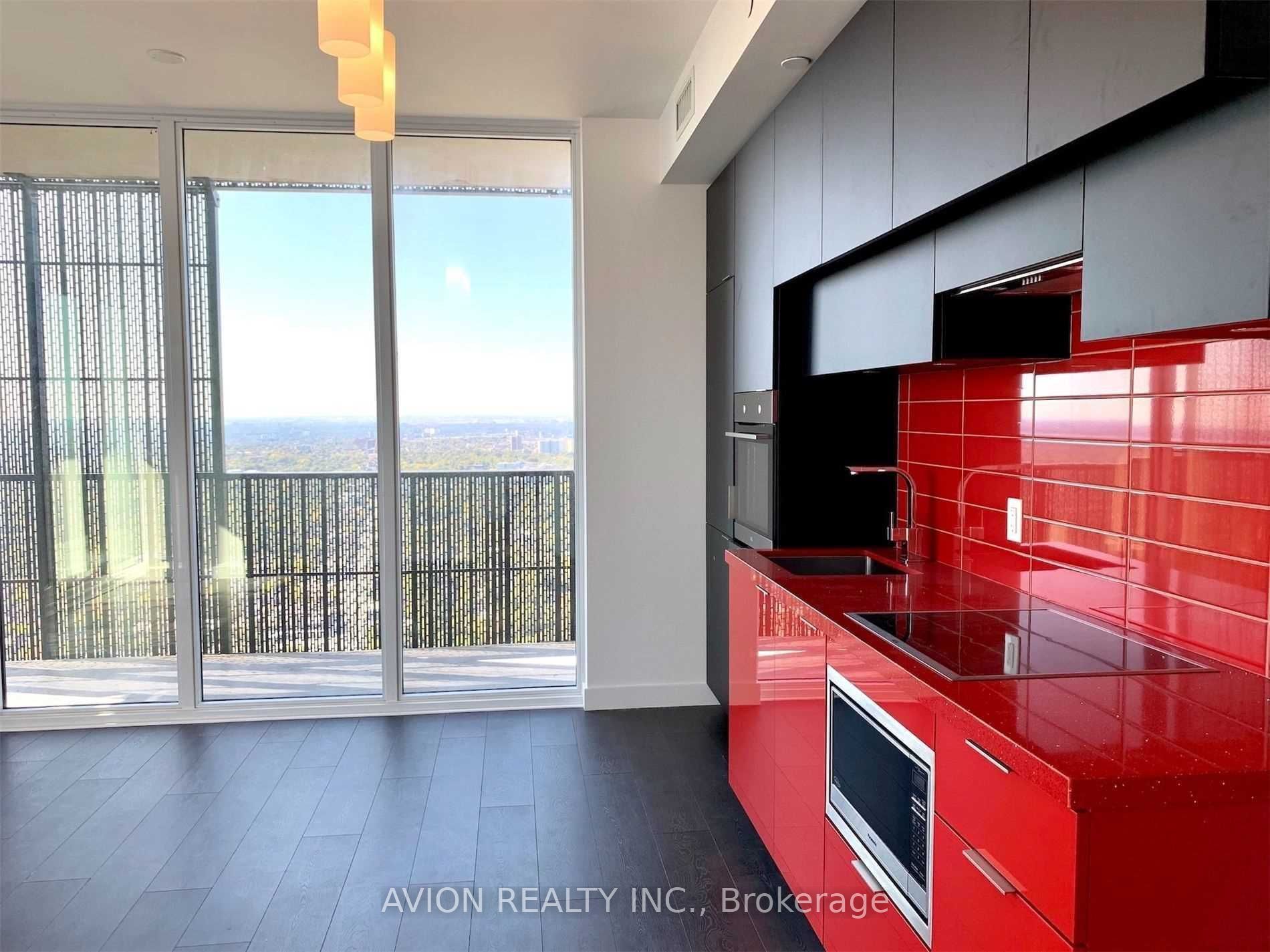 8 Eglinton Avenue E, #4902