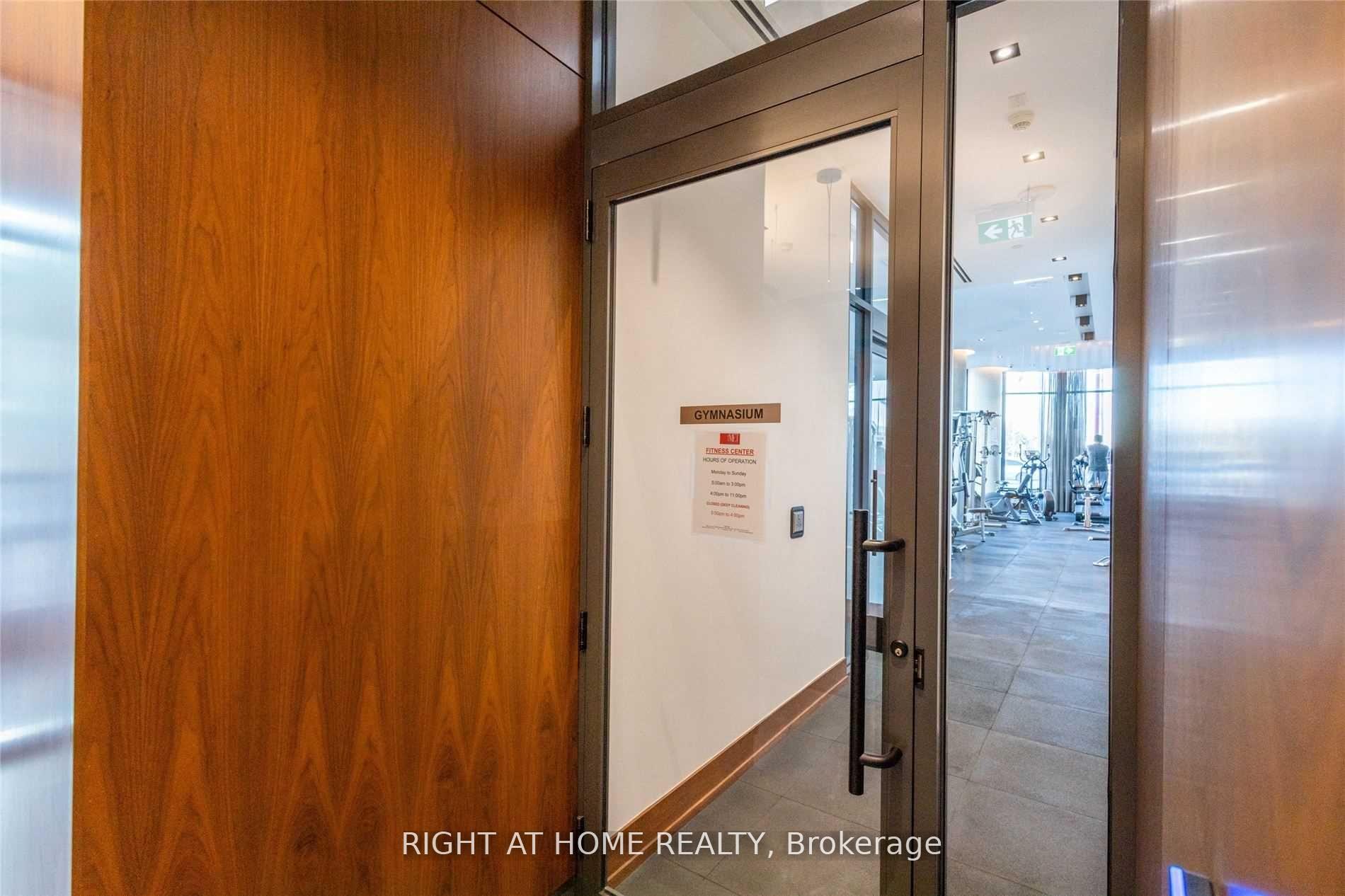 1 Bedroom Condo at 7895 Jane,  Vaughan For sale