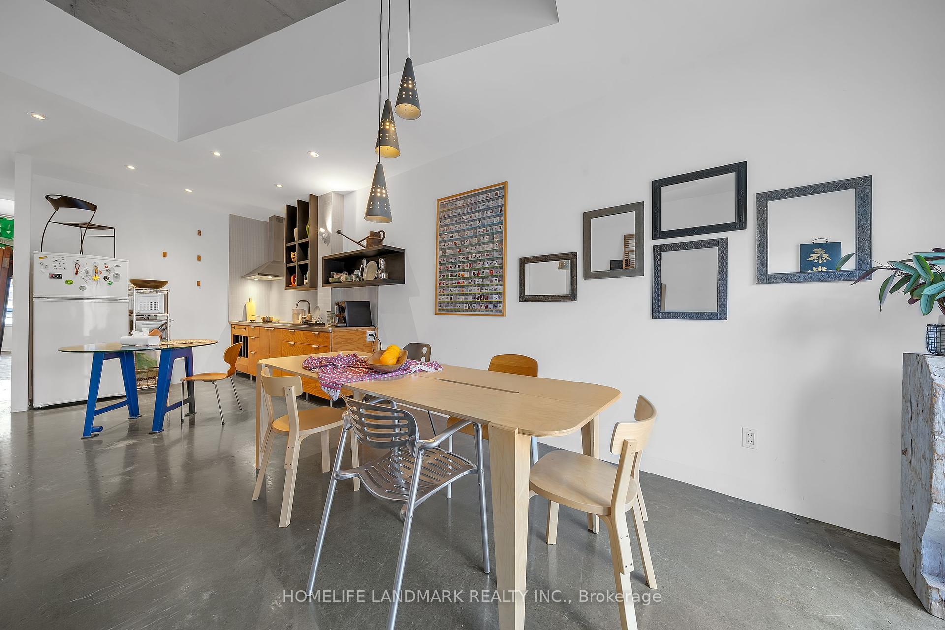 2 Bedrooms Condo at 2351 Kennedy,  Toronto For sale