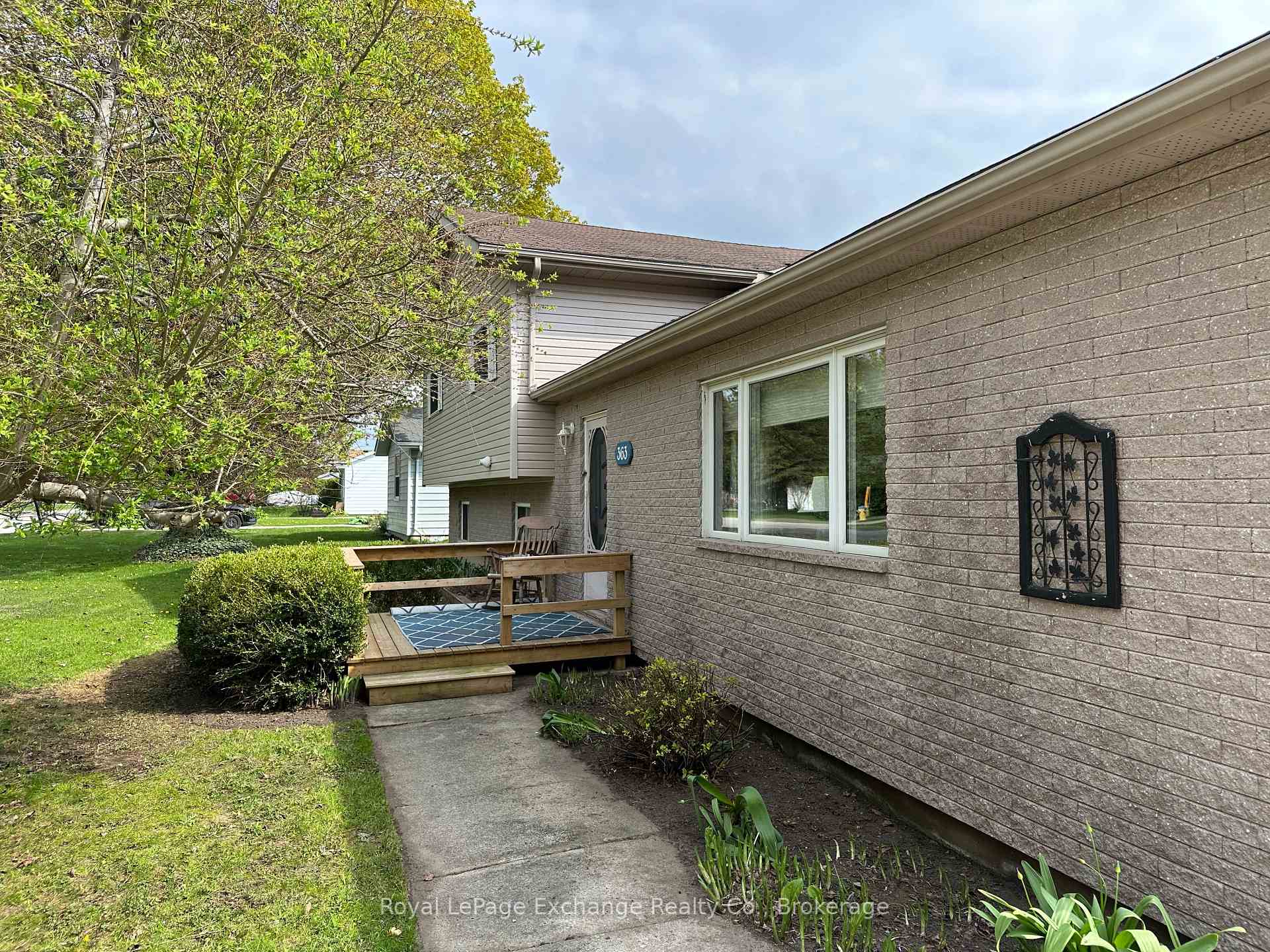Listing image