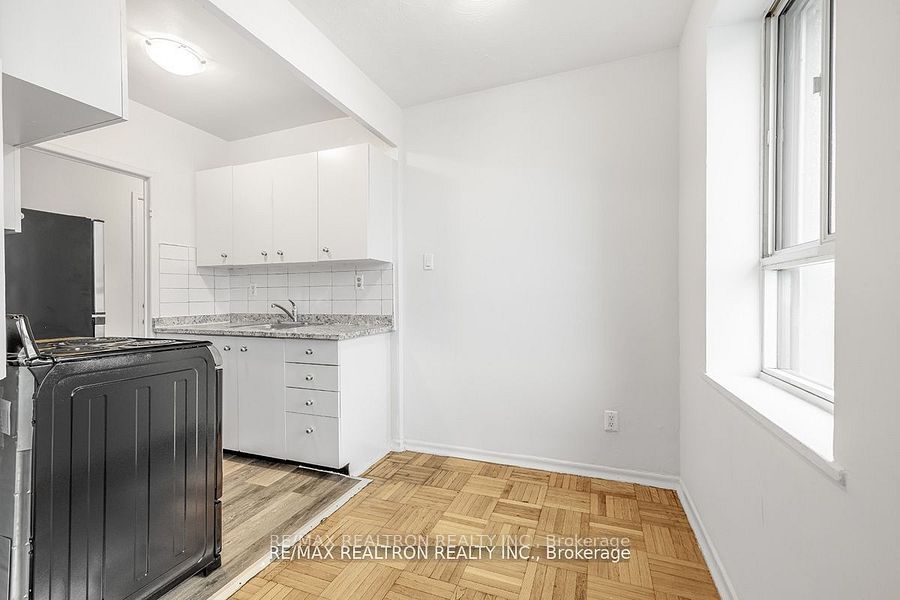 156 Kingston Road, #216