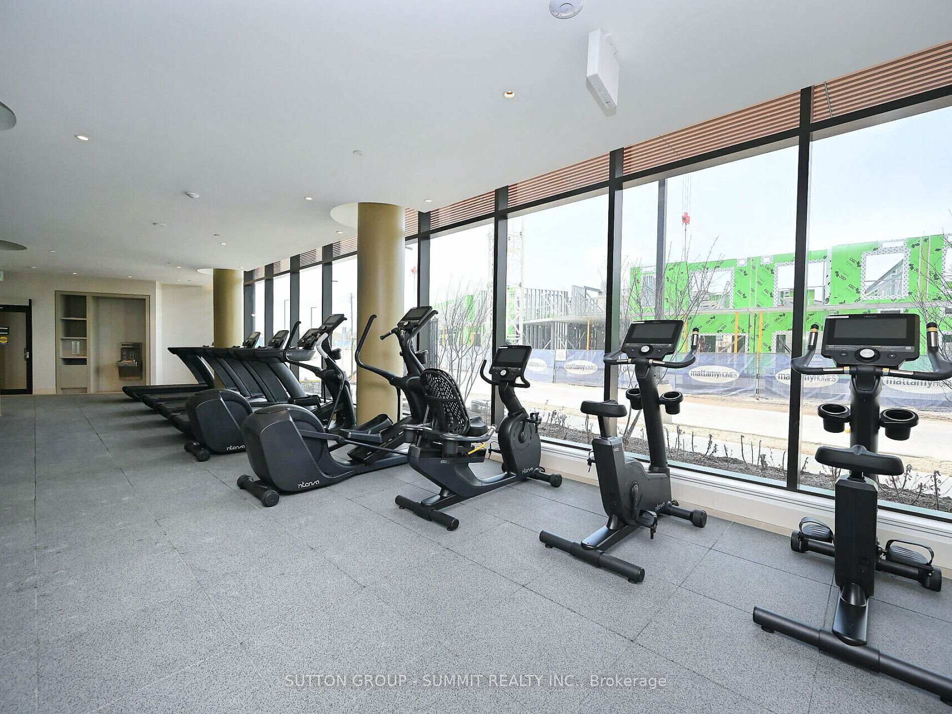 2 Bedrooms Condo at 3006 William Cutmore, Oakville For sale