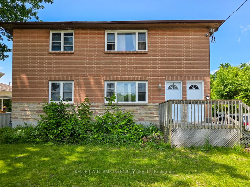 1204-1206 Caswell