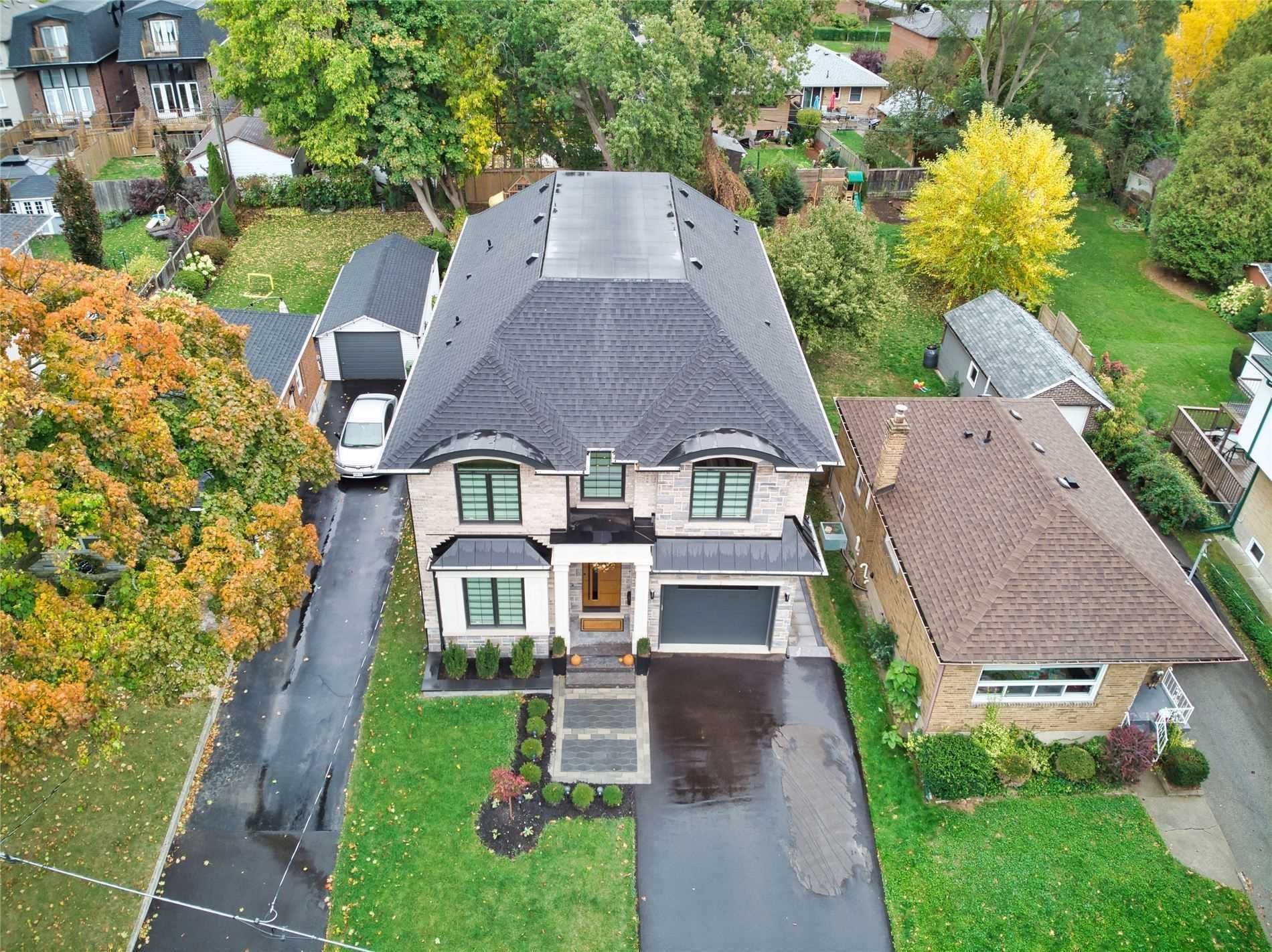 48 Enfield Avenue W